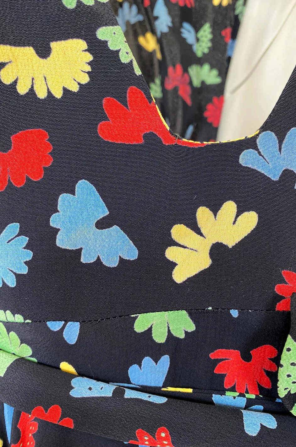1970s Ossie Clark Celia Birtwell for Quorum Fan Print Front Plunge Dress