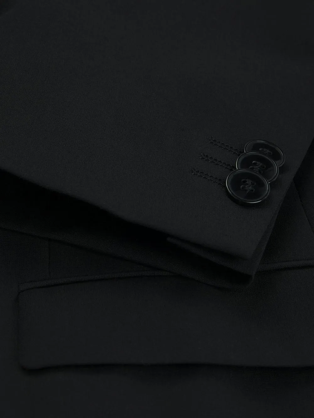 50450994 001 BLACK BOSS SUIT