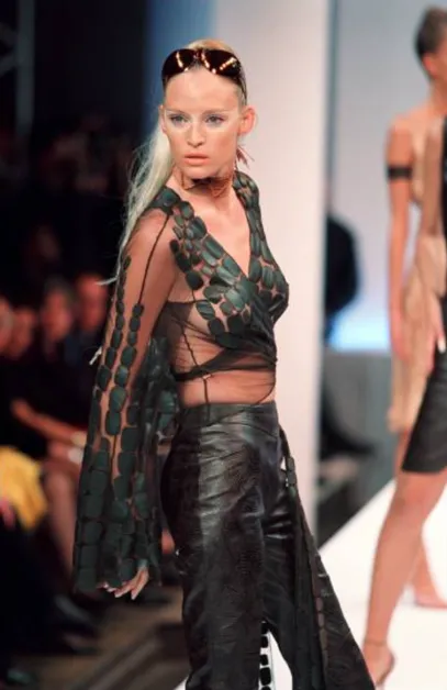 Amazing Spring 2001 Thierry Mugler Couture Runway Brown  Silk Net Wrap Top w Leather Detailing