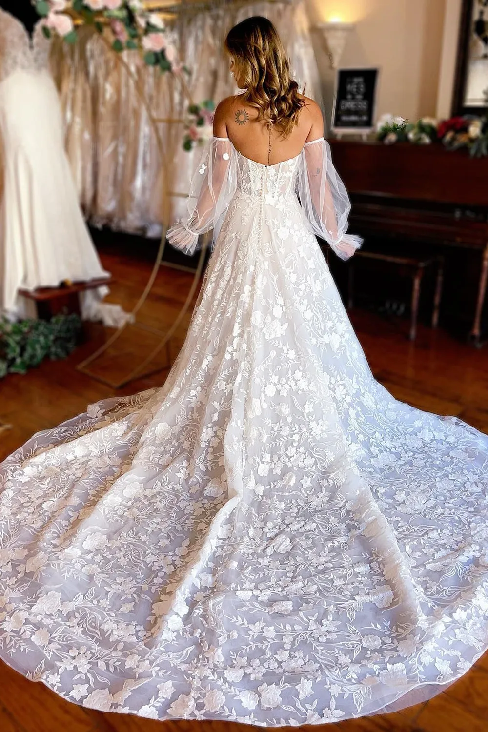 Arlet | A-Line Ivory Sweetheart Corset Detachable Long Sleeves Long Lace Wedding Dress
