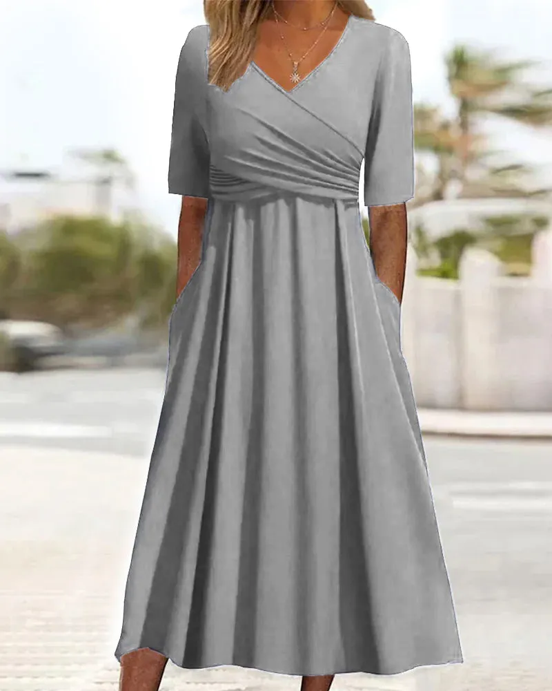 Austee - A-line dress with shorter sleeves
