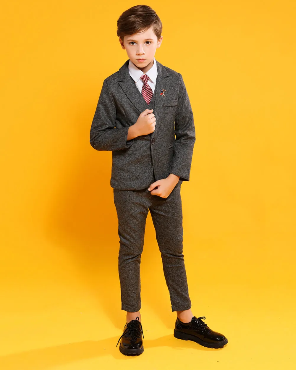Boys' Gray Formal Suit  4 piece Dresswear suit set with red necktie Kids dress suit
