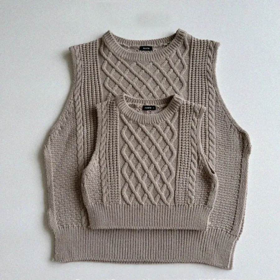 Camilla II Sweater Vest