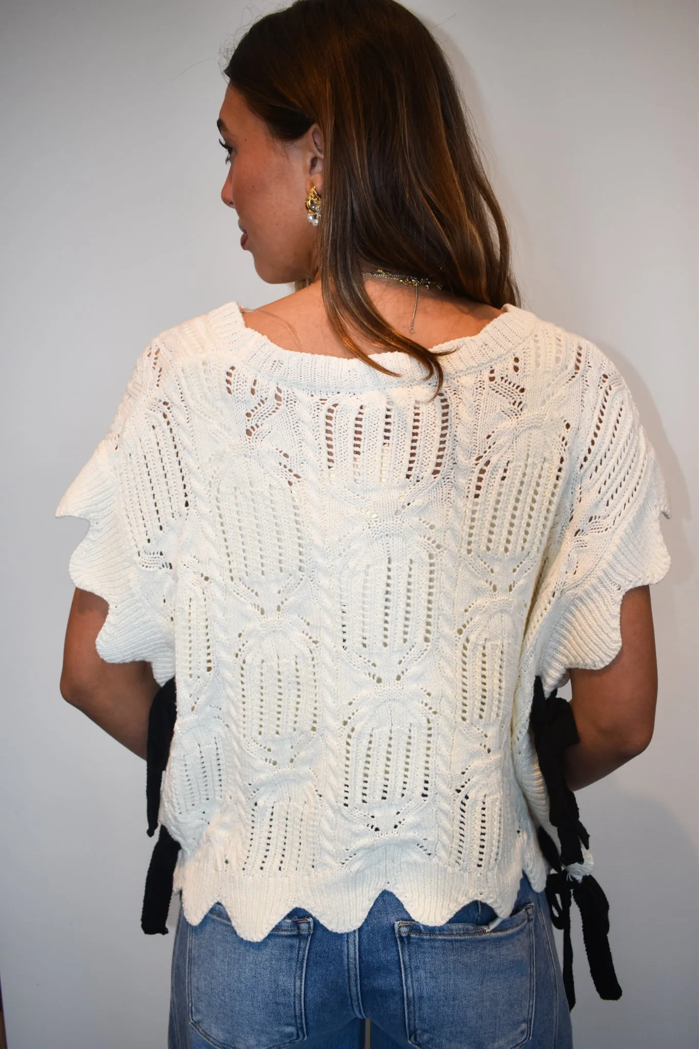 Contrast Tie Cable Knit Sweater