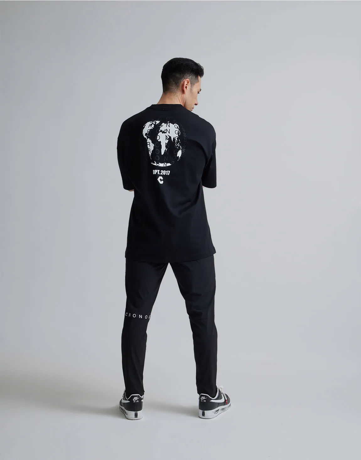 CRONOS WORLD GRAPHIC OVERSIZE T-SHIRTS【BLACK×WHITE】