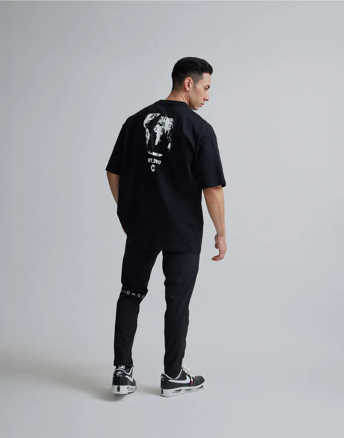 CRONOS WORLD GRAPHIC OVERSIZE T-SHIRTS【BLACK×WHITE】