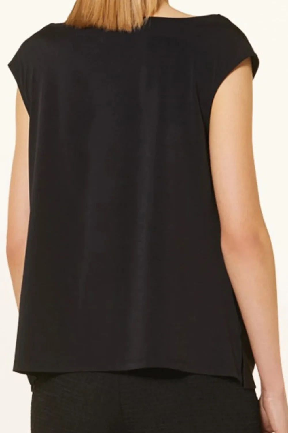 Effervescent Black Top