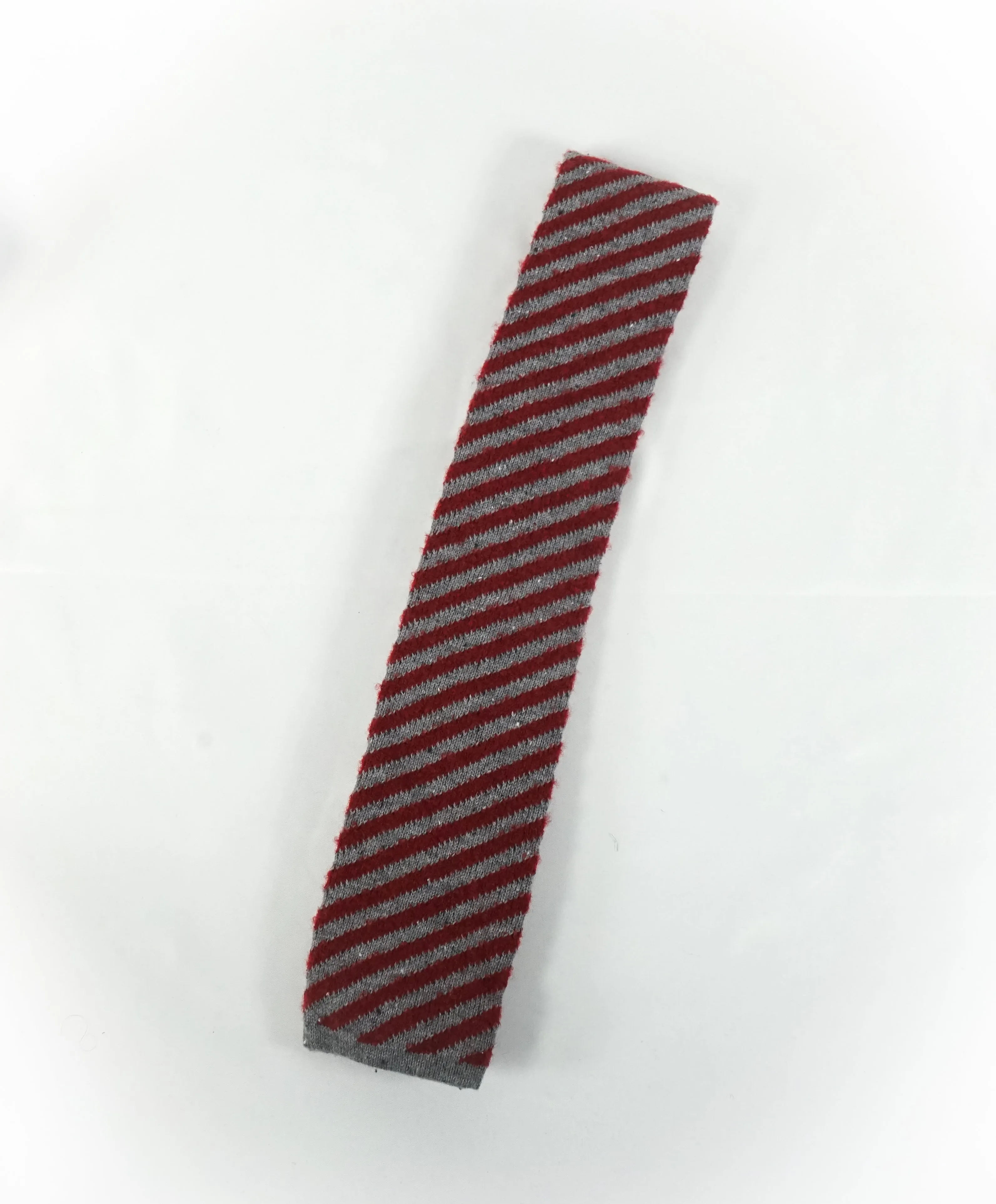 EIDOS - Diagonal Red & Gray Wool Knit Tie -N/A