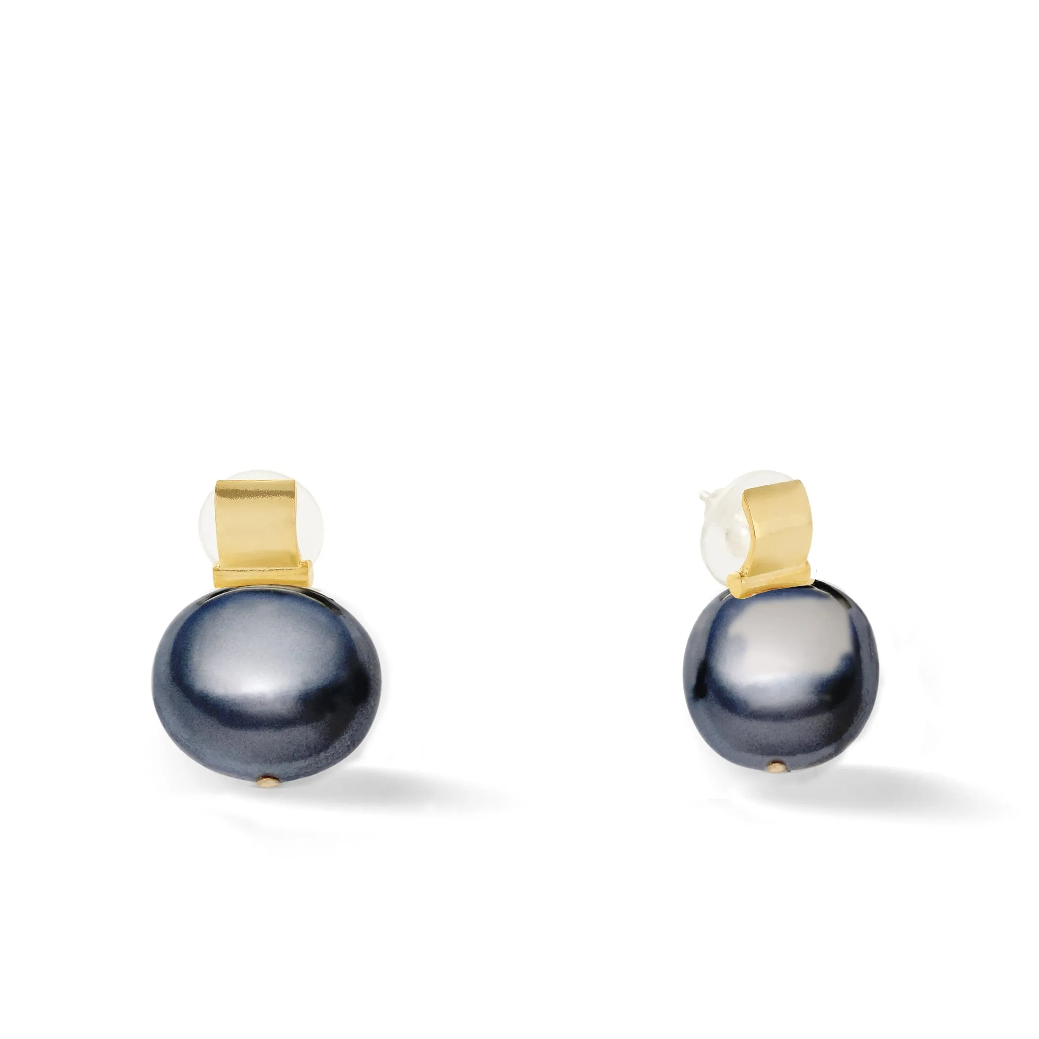 Elegant   Statement Making Pebble Pearl Post-Large