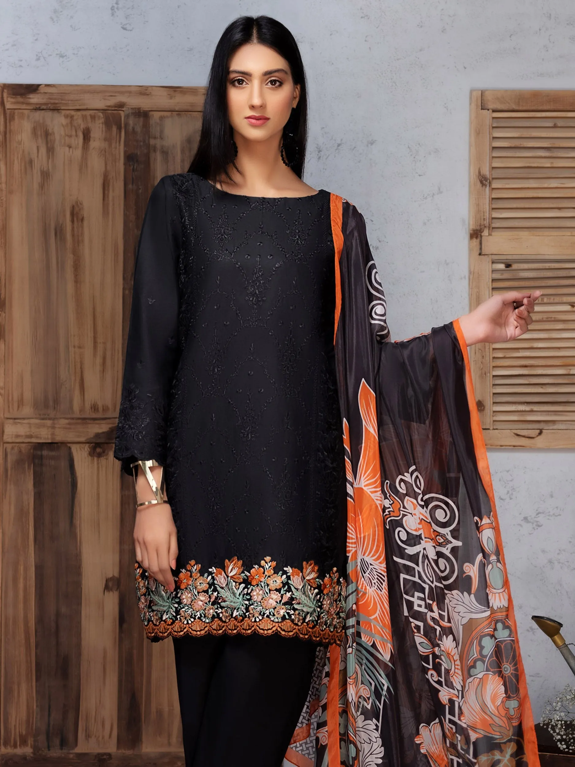 Embroidered Lawn 3 Piece Suit | Lime Light Women Eid Collection 2023