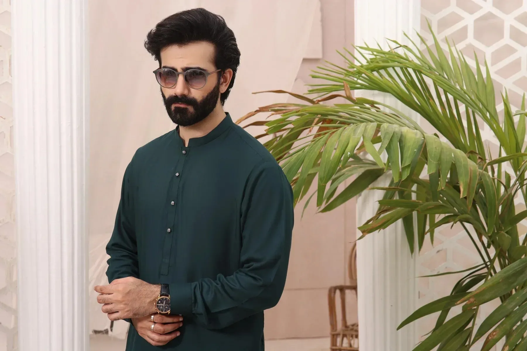 Enchanted Jade: Evergreen Shalwar Kameez for Men