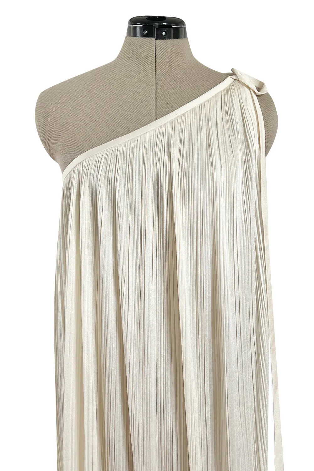 Fabulous 1970s Halston Ivory Pleated One Shoulder Lose & Easy to Wear Dress