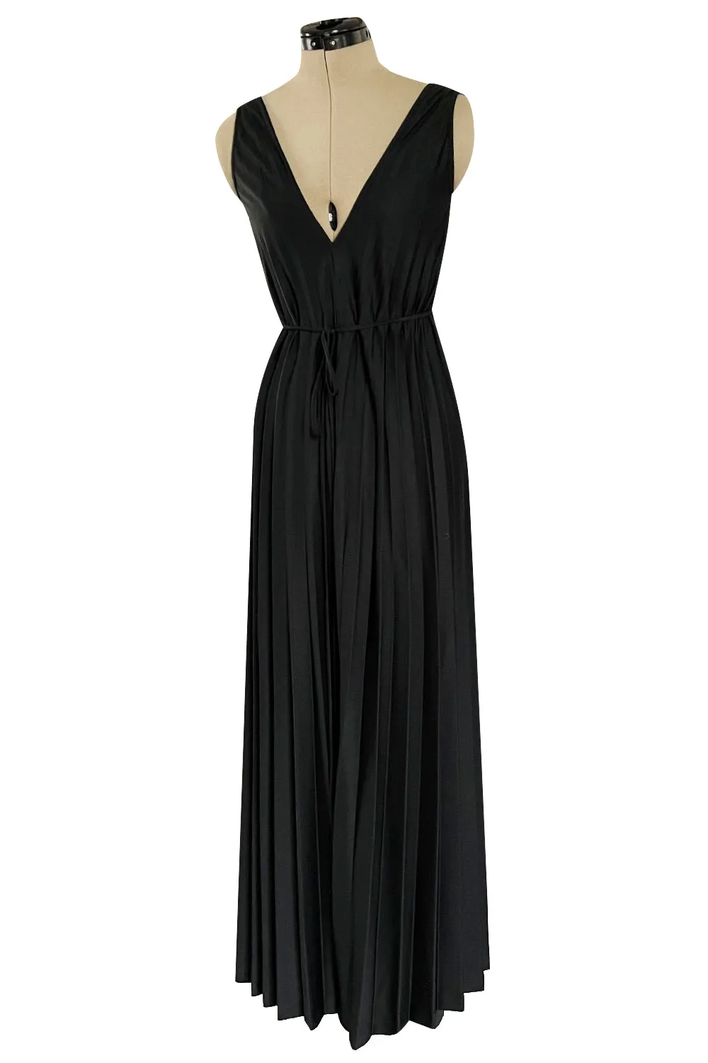 Fabulous 1970s Vicky Vaughn Extra Wide Leg Knife Pleated Jersey Jumpsuit