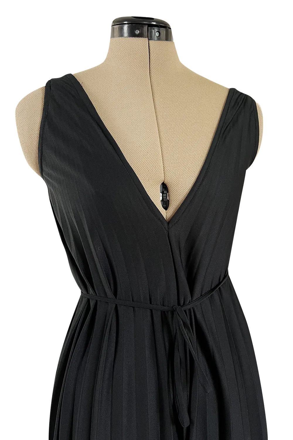 Fabulous 1970s Vicky Vaughn Extra Wide Leg Knife Pleated Jersey Jumpsuit