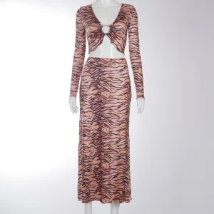 GACVGA Tiger Printed V-Neck Two Piece Set