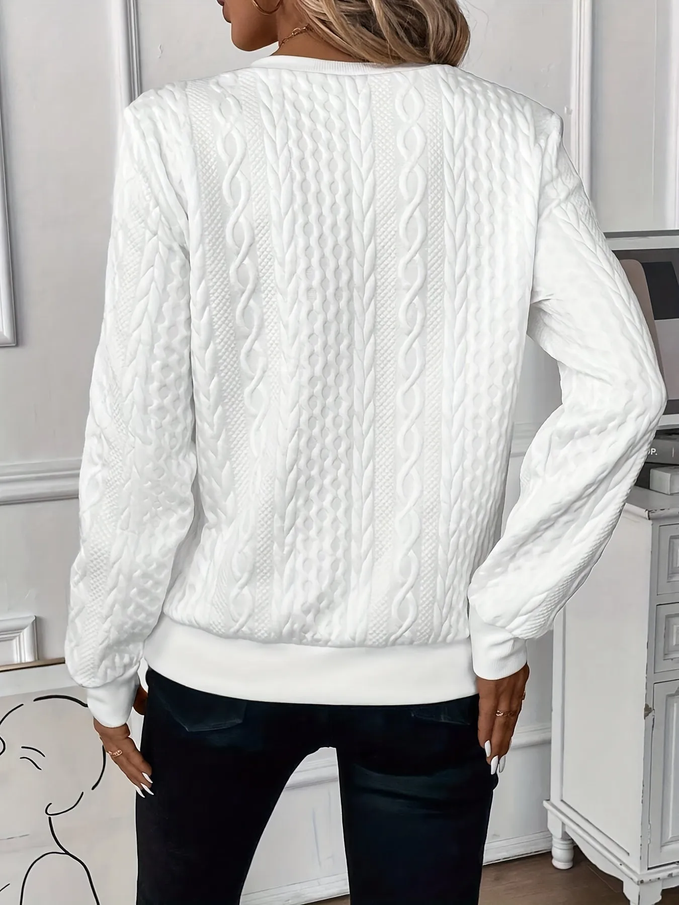 Gertrudis® | Elegant and stylish knitted sweater