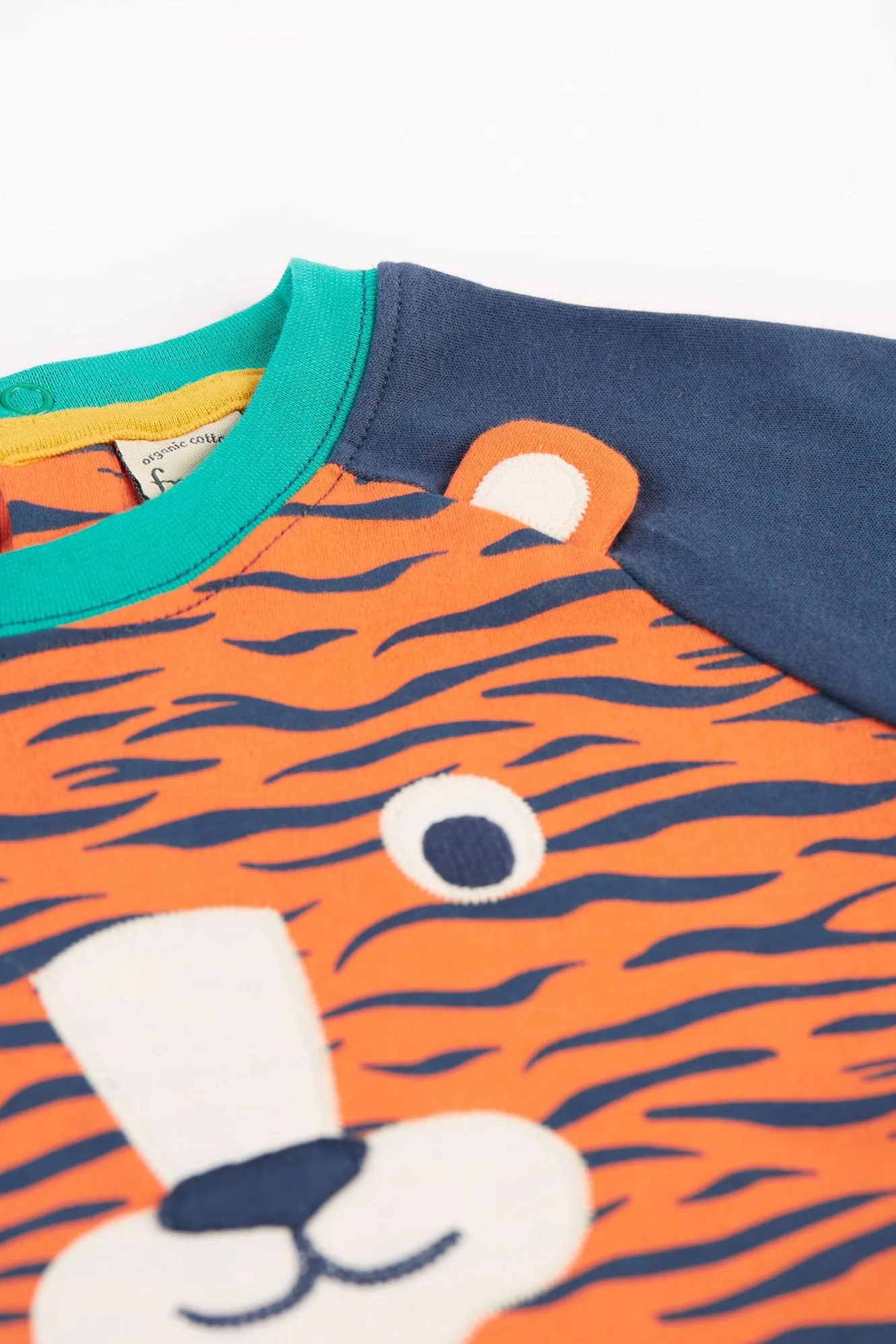 Happy Raglan Top Tiger Face