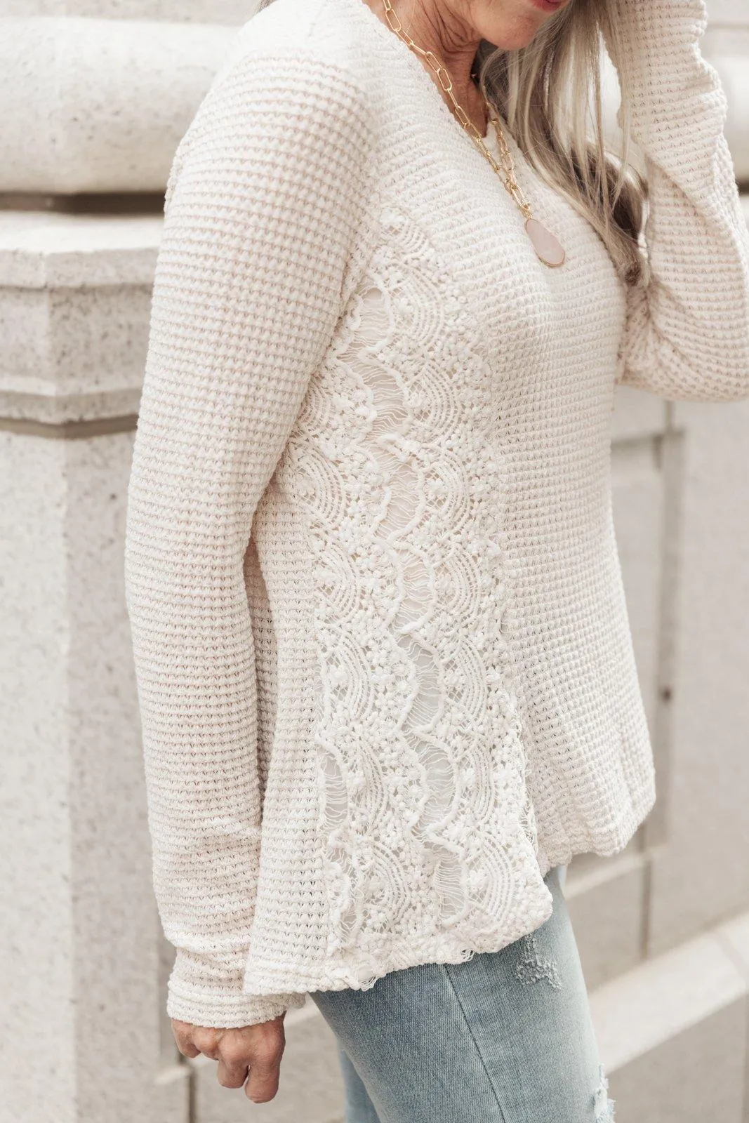 Hazel Blues® | Side Of Art Top In Beige