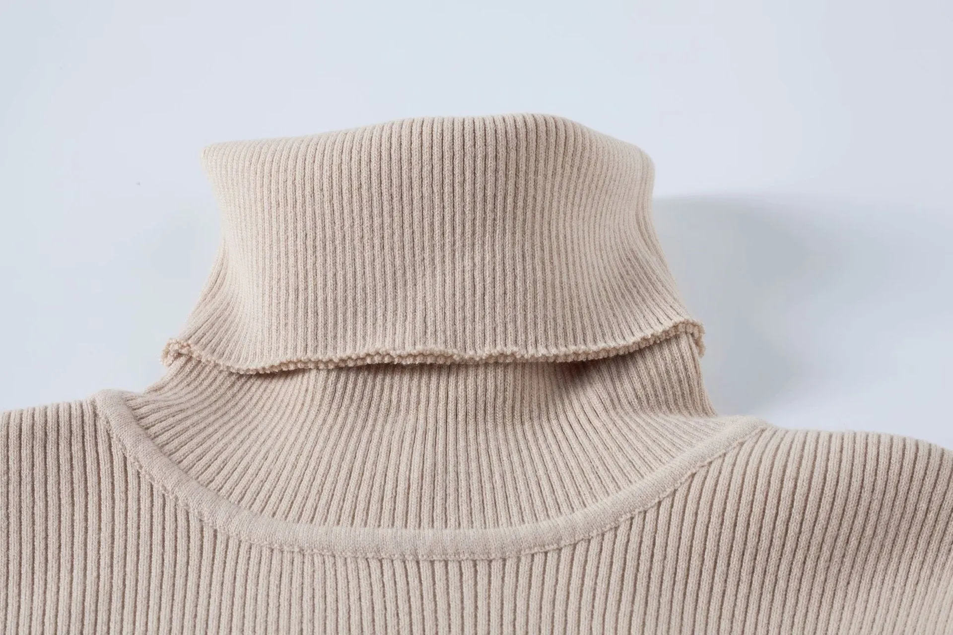 High-collared Lantern Sleeve Crop Tops Sweaters
