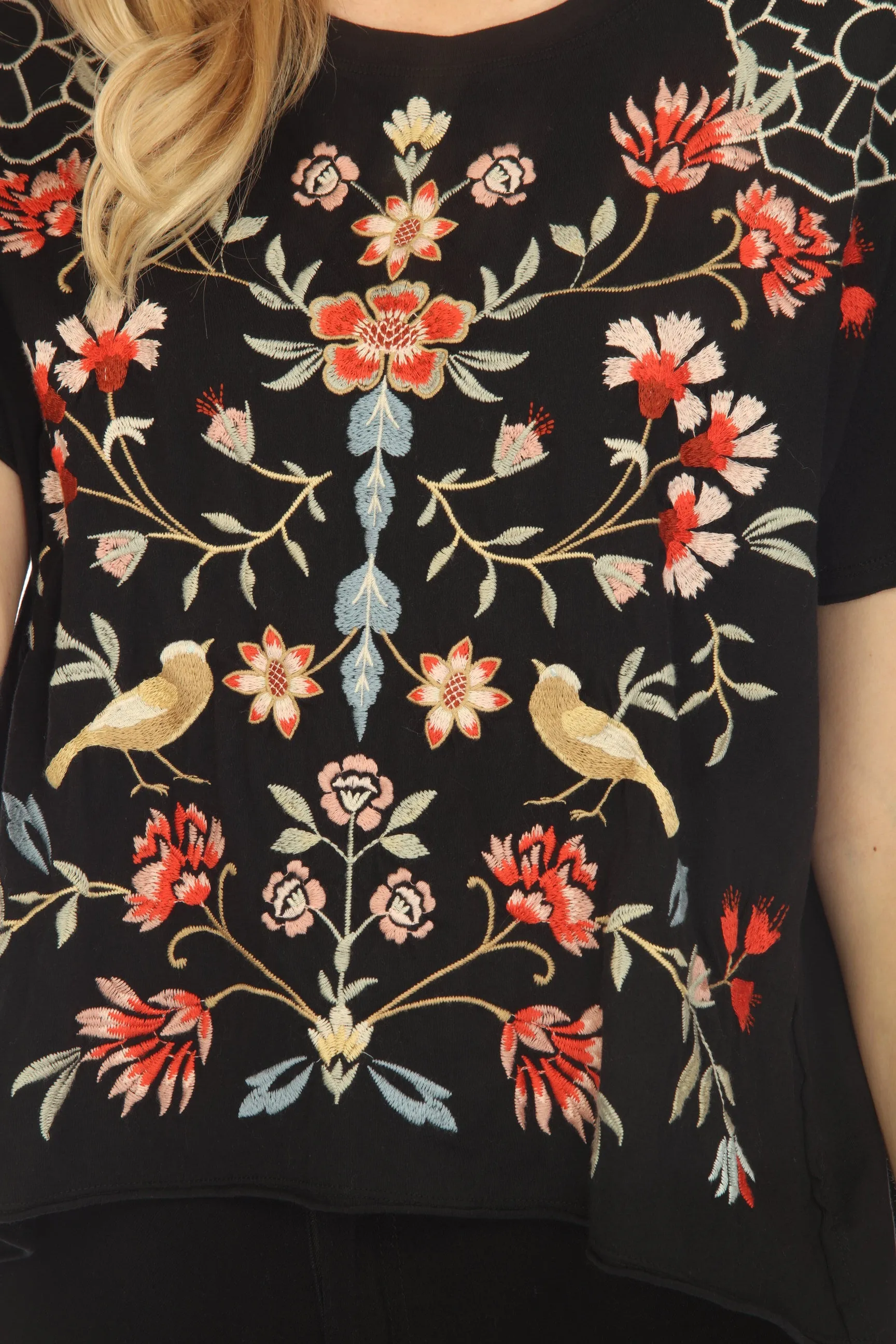 Johnny Was JWLA Clara Raw Detail Embroidered Swing Tee Boho Chic J19423 *