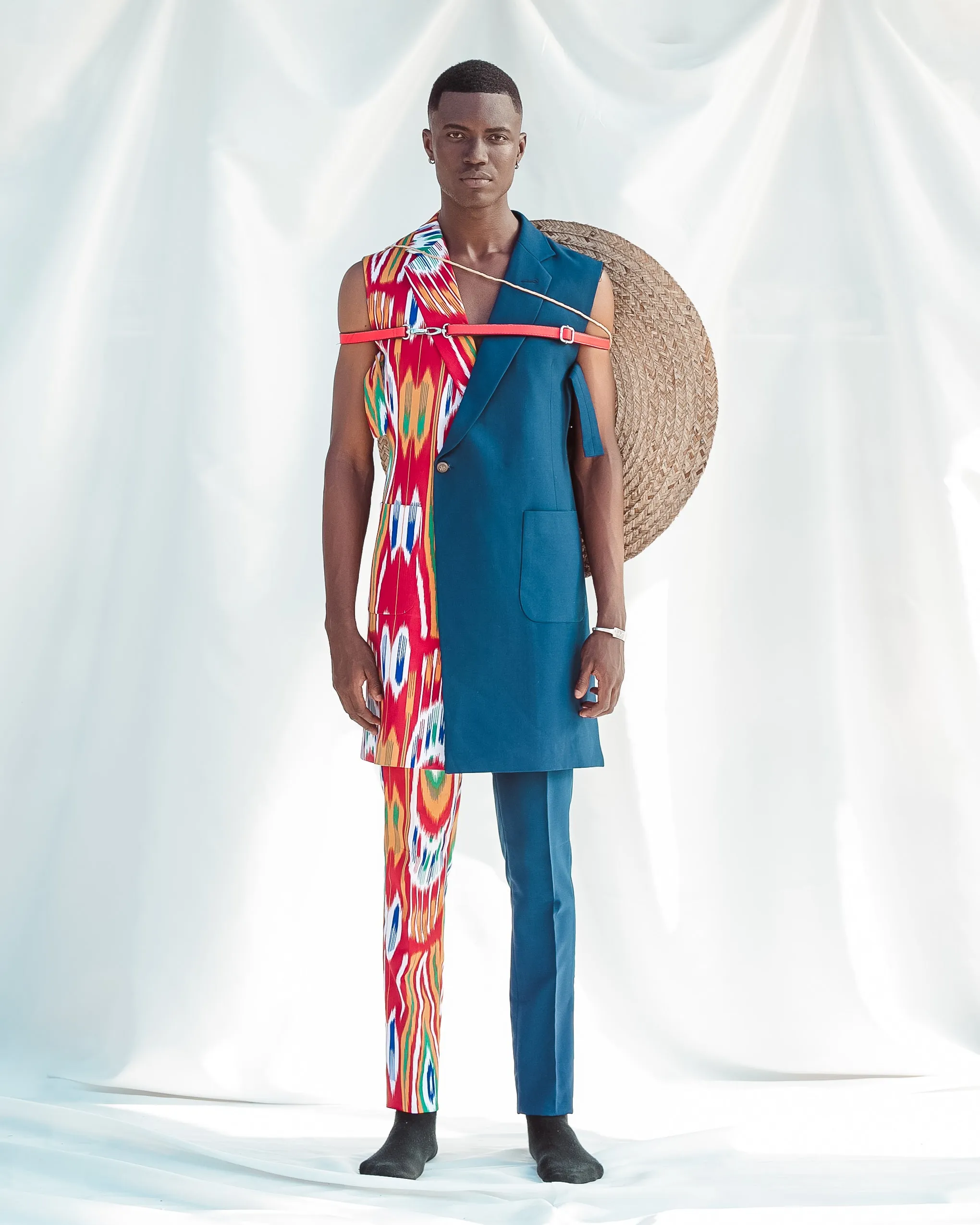 Leviticus 2  Sleeveless Long Jacket And Pant