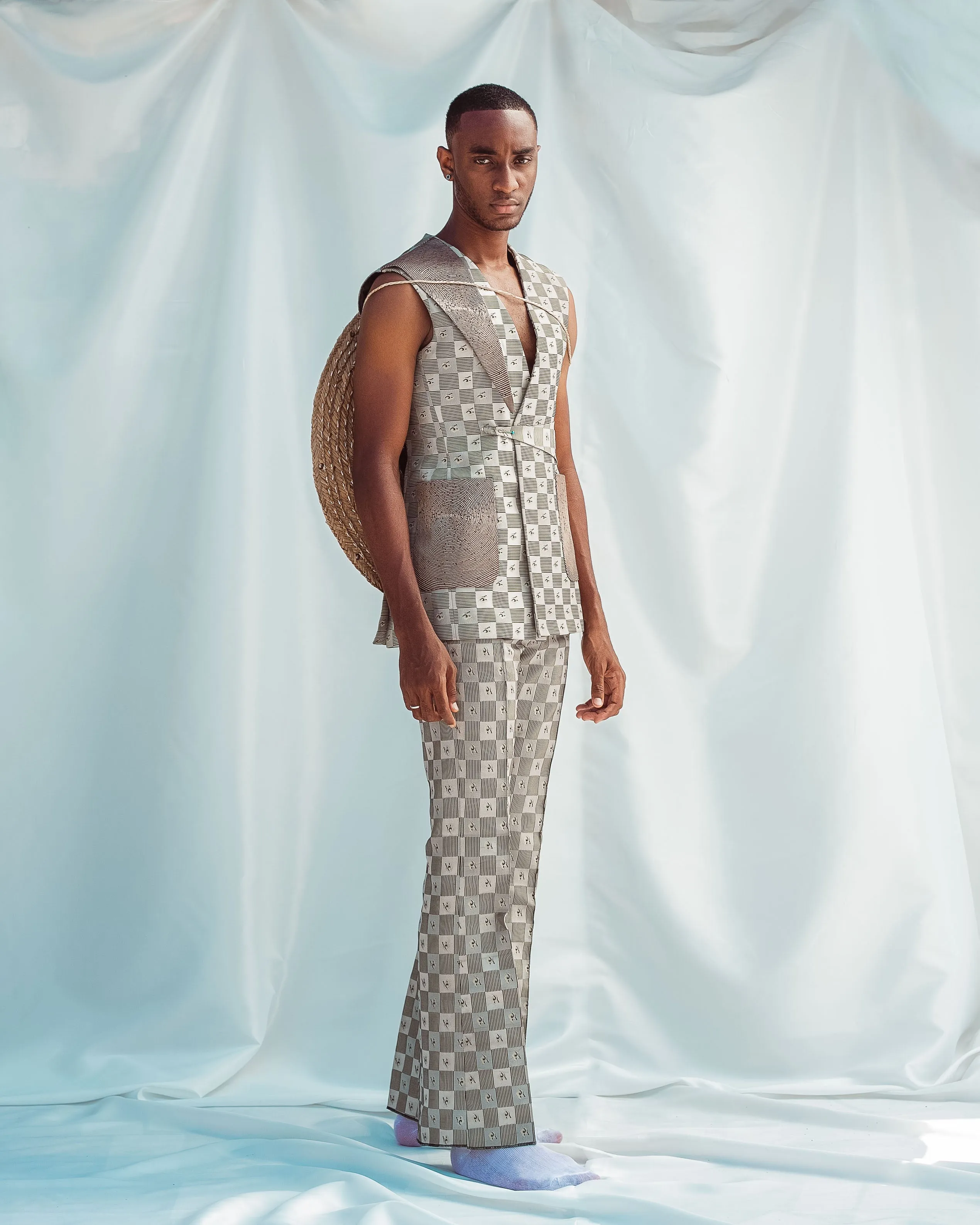 Leviticus 7  (2PC) Suit