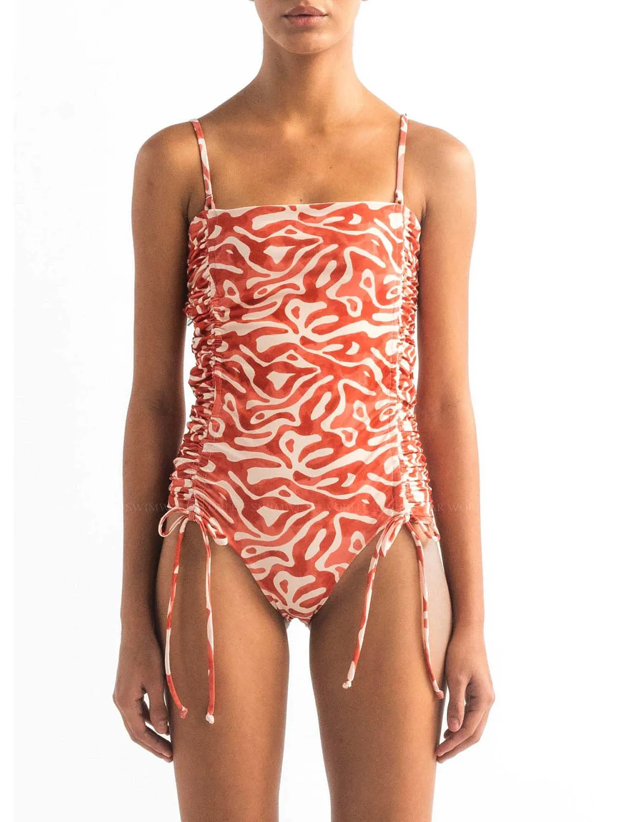 Manuela One Piece ::RET