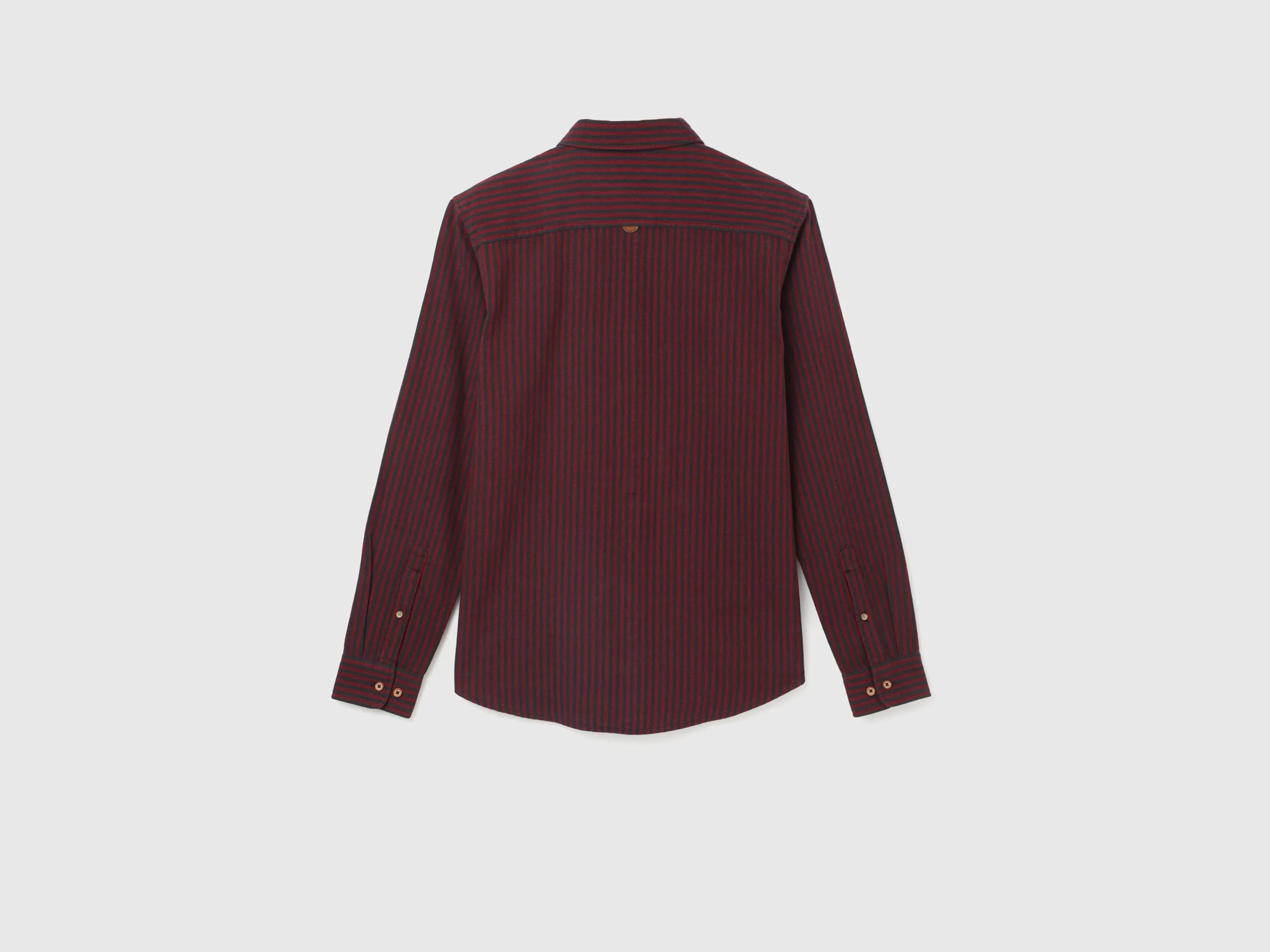 Men's Slim Fit Spread Collar Striped Shirts