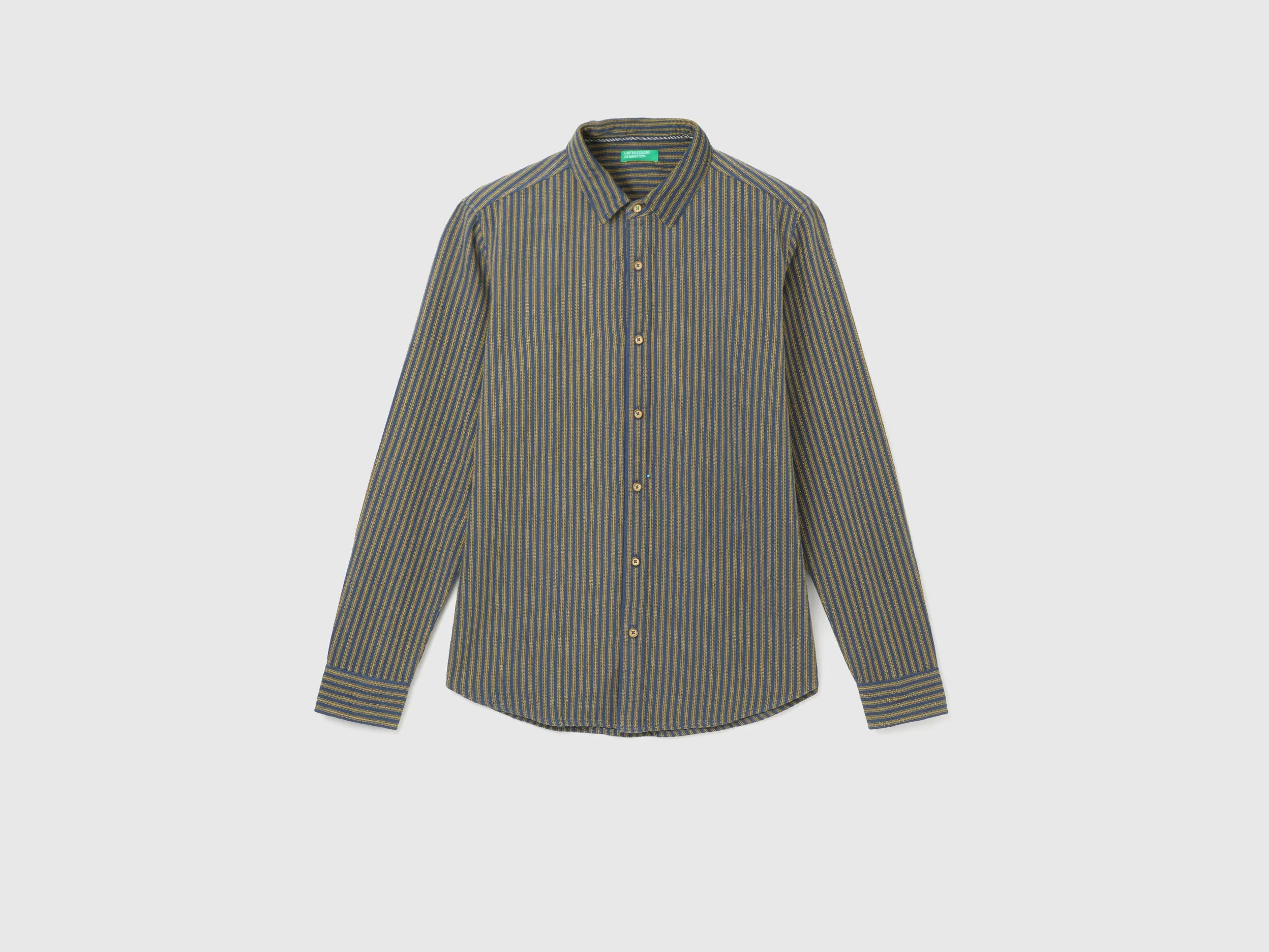Men's Slim Fit Spread Collar Striped Shirts