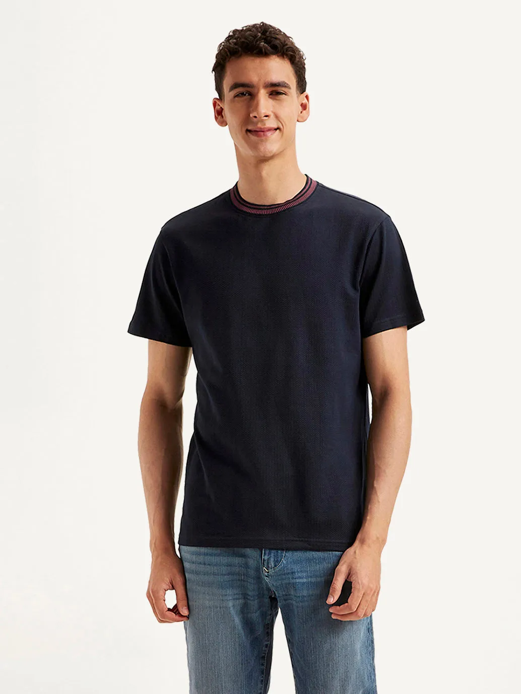Men's Solid Slim Fit T-shirt