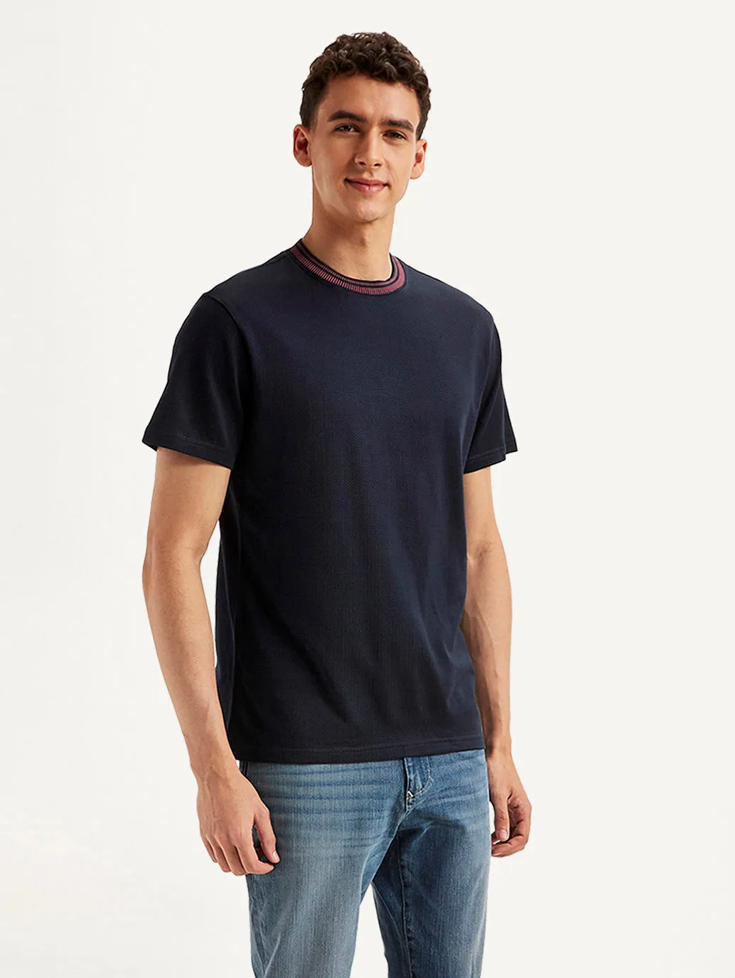 Men's Solid Slim Fit T-shirt