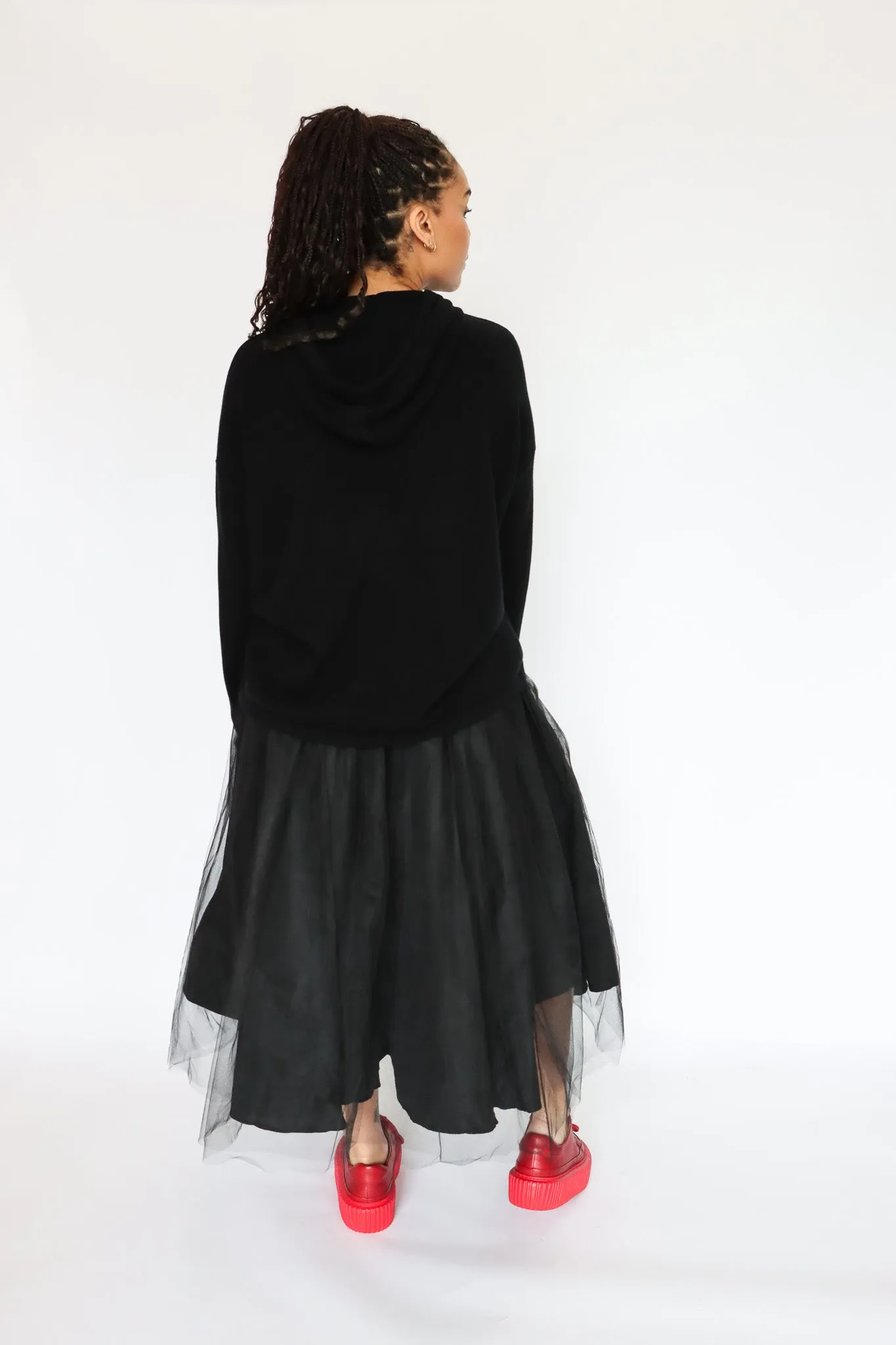 NRK Agi Sweater (2 Colors)