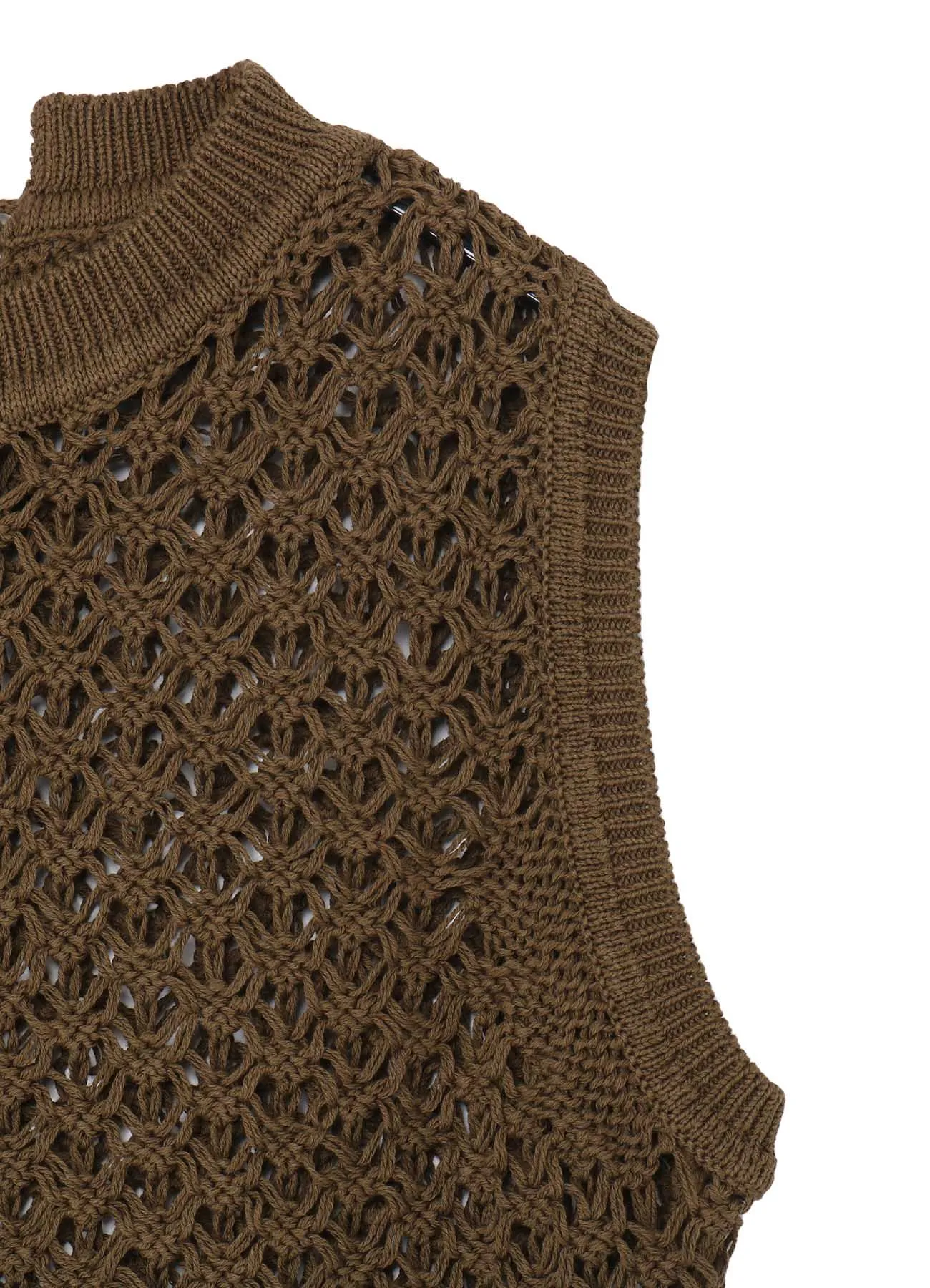 OPENWORK DESIGN DIAGONAL SLEEVELESS PULLOVER