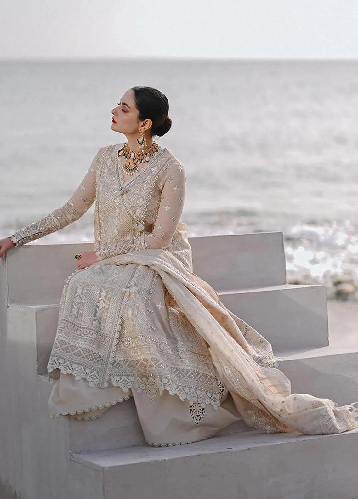 QALAMKAR | LUXURY LAWN’23 | SP-01 AIYLA