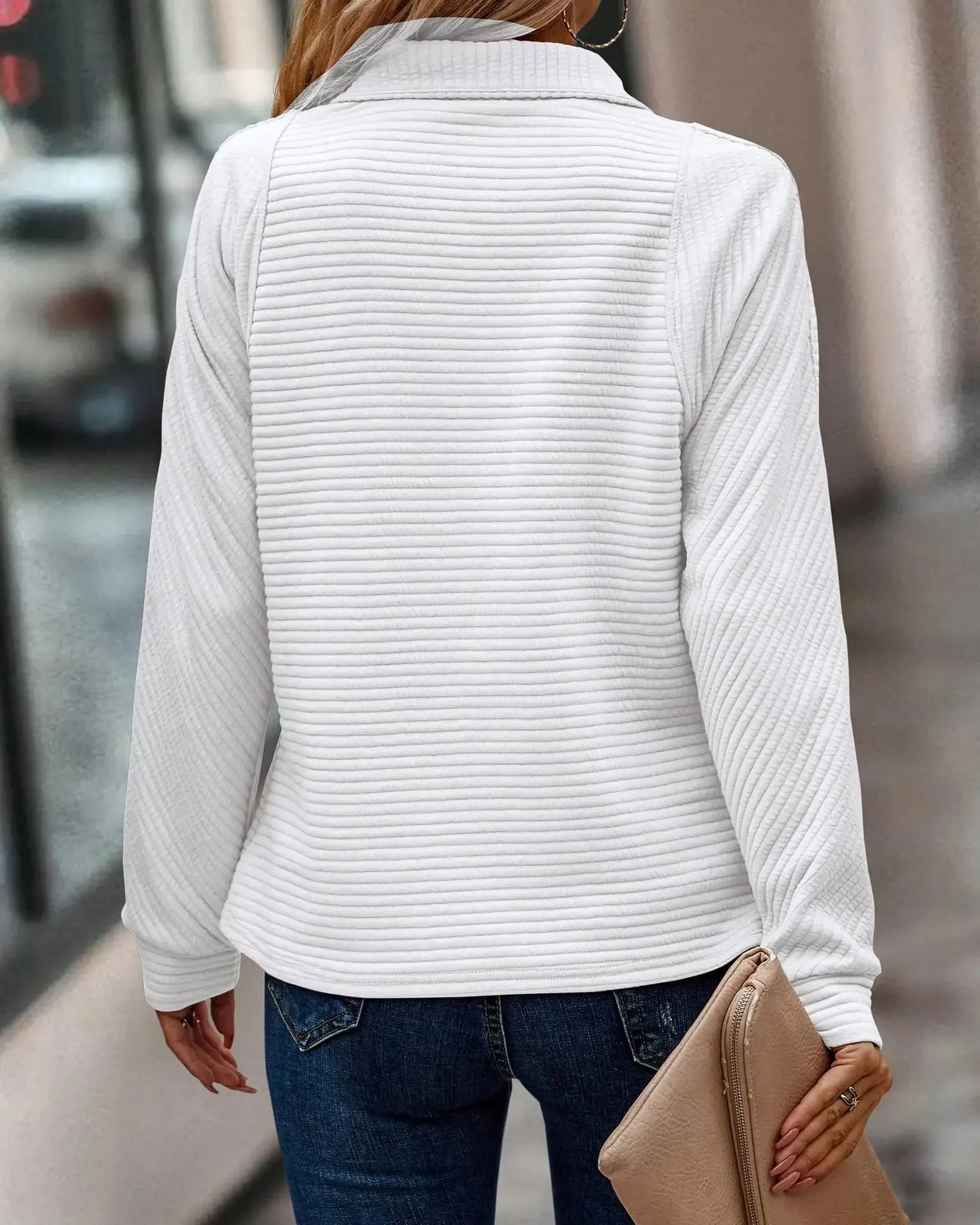 Rita® | Elegant women's sweater with a V-neck
