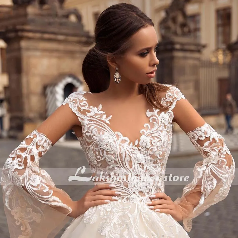 Roycebridal V-Neck A Line Lace Wedding Dresses Applique Beading