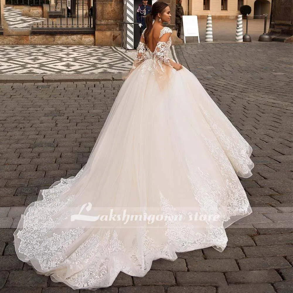Roycebridal V-Neck A Line Lace Wedding Dresses Applique Beading