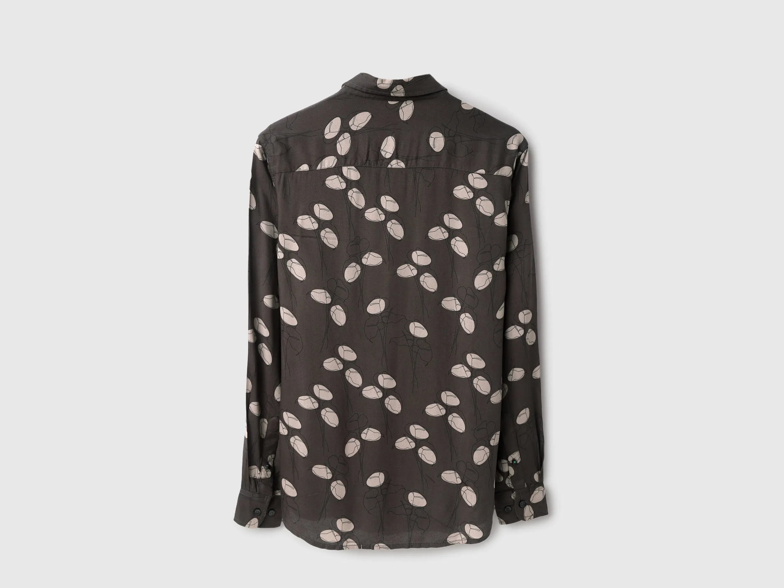 Slim Fit Spread Collar Printed Shirts