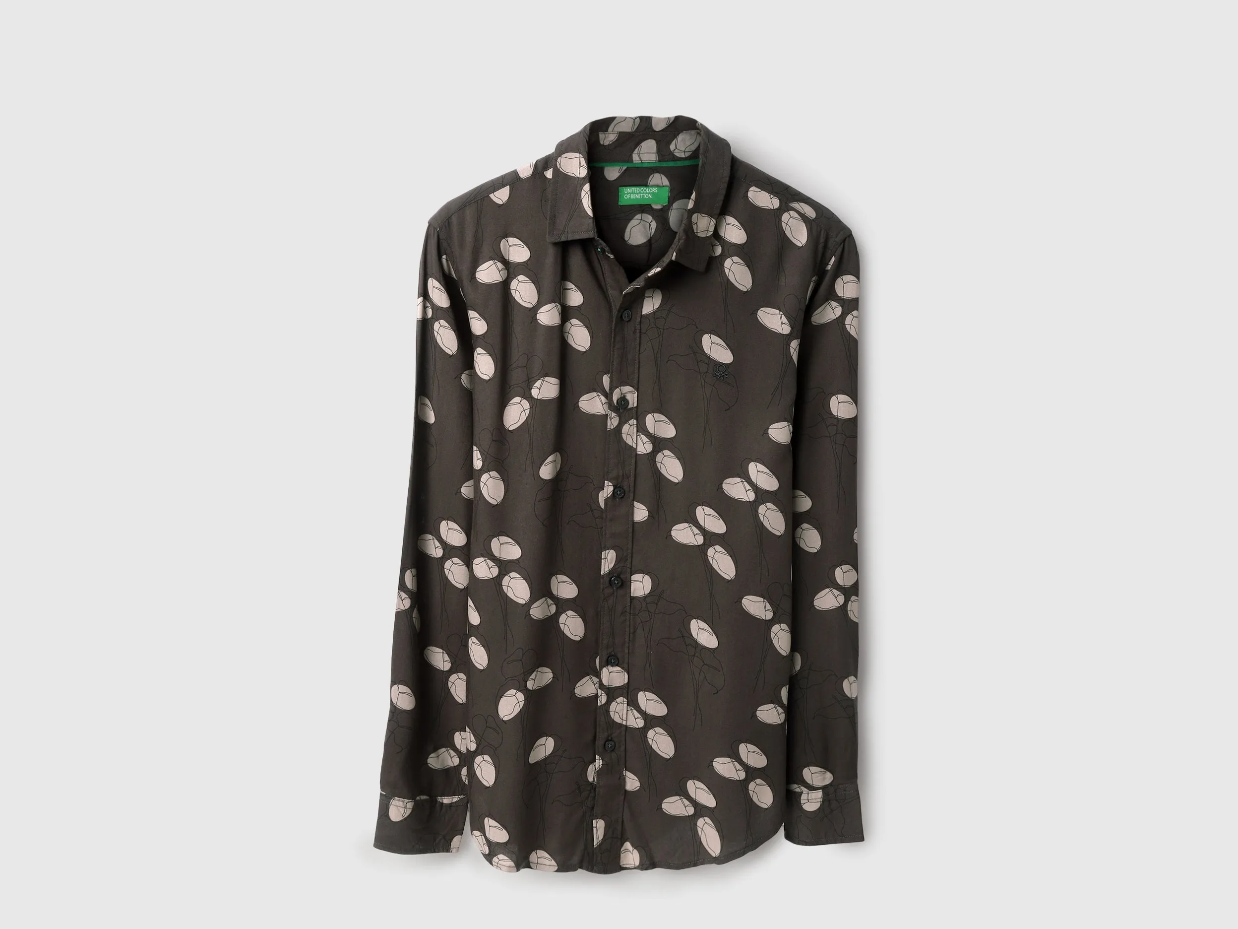 Slim Fit Spread Collar Printed Shirts