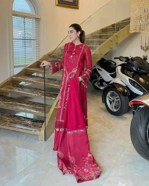 Spotted in Qalamkar Luxury Lawn 23/BE-06 RHEA
