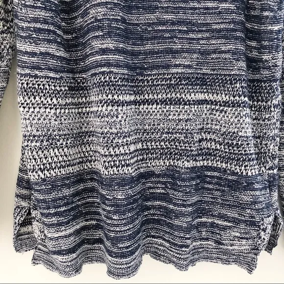 St. John’s Bay Navy Blue Knit Sweater Sz Medium