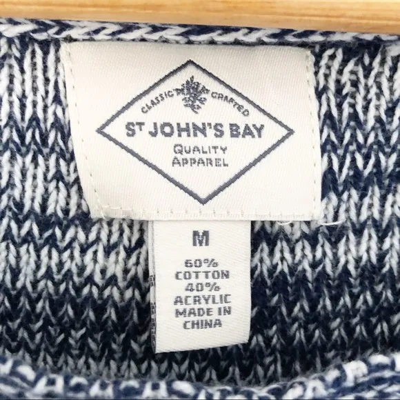 St. John’s Bay Navy Blue Knit Sweater Sz Medium