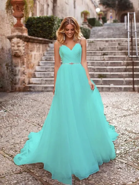 The Sales Rack-Luxury Bride Dress With Beading And Tulle A-line V-neck
