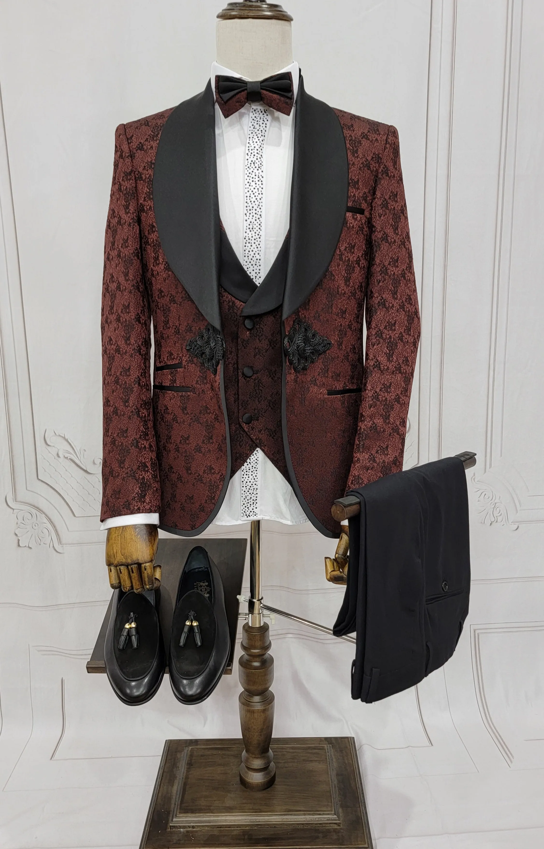 Three Pieces Tuxedo Suit with Contrasting Black Satin Lapel, matching bow tie and Black Pants