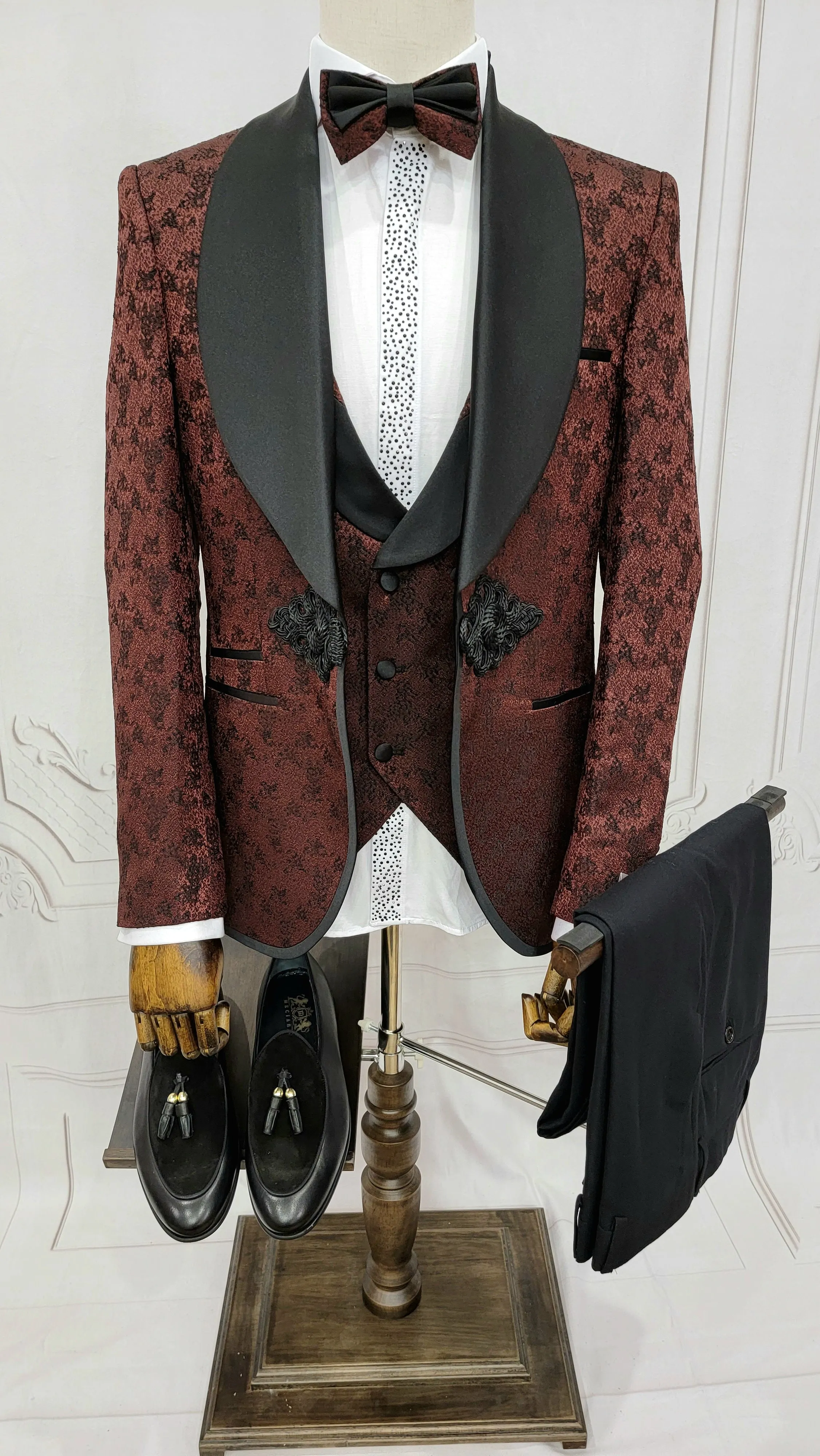 Three Pieces Tuxedo Suit with Contrasting Black Satin Lapel, matching bow tie and Black Pants