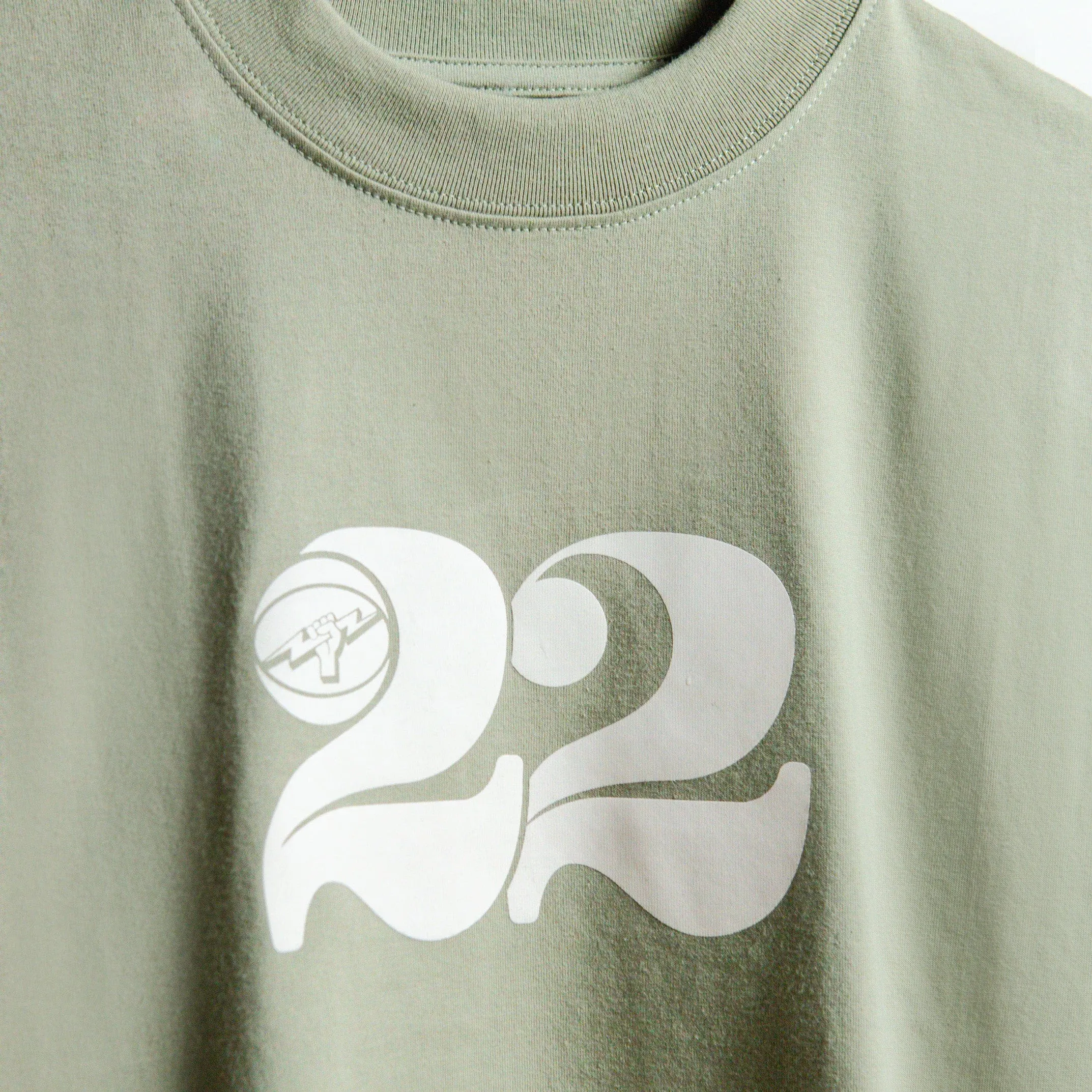 Titan Staples 22 Logo Women's Cropped Boxy Tee - Dusty Green