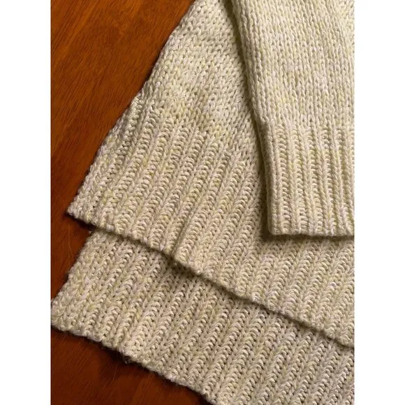 Velvet By Graham &amp; Spencer Womens Knit Sweater Size S Soft