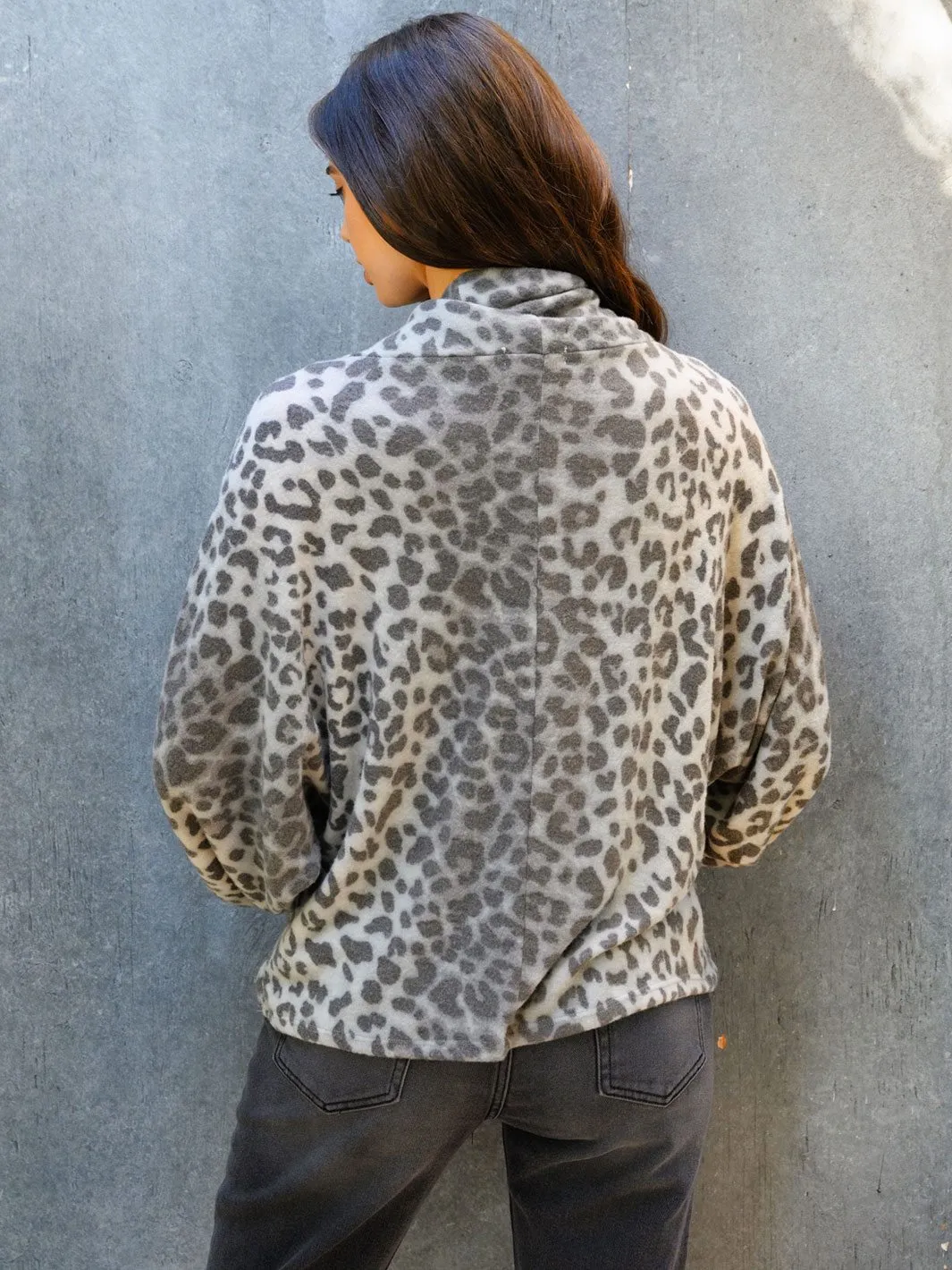WOMEN'S LONG SLEEVE COWL NECK ANIMAL PRINT TOP