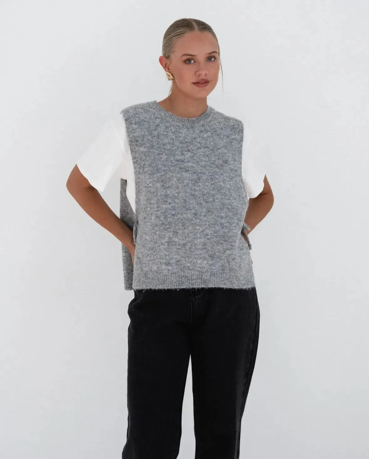 Wynter Knit Vest - Grey