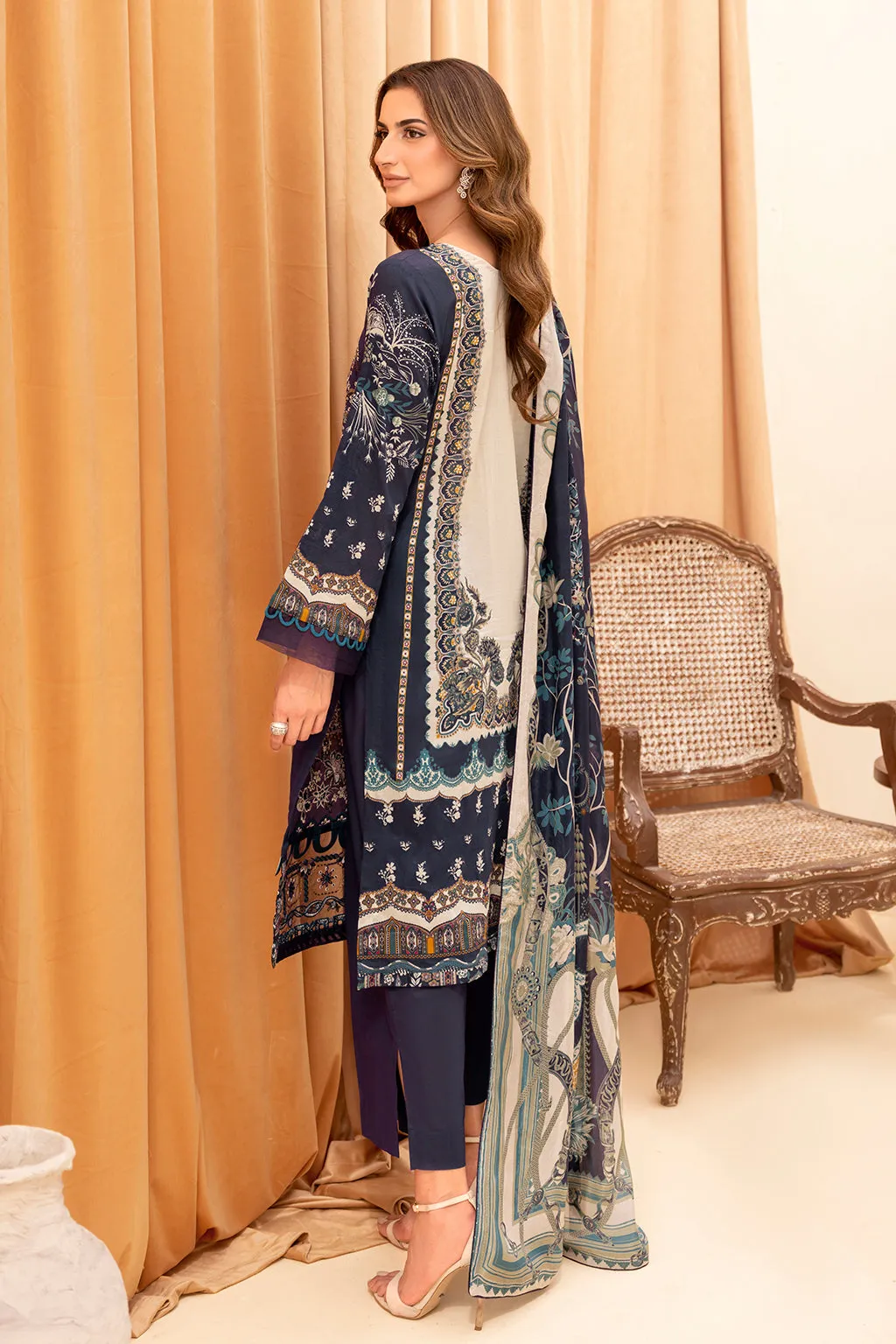 Y-701  |  Ramsha Riwayat Luxury Lawn Vol 7 Collection| Unstitched Lawn Embroidered Suits
